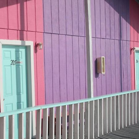 Beach Front Motel Cedar Key Exterior photo